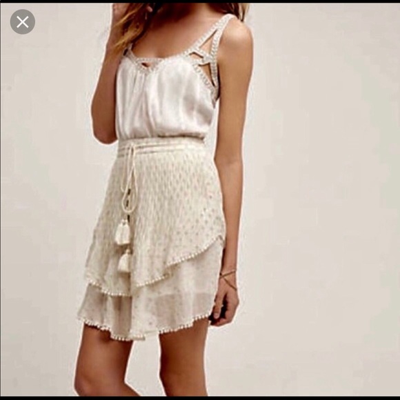 Anthropologie Dresses & Skirts - Anthropologie Ruffled Glitter Skirt